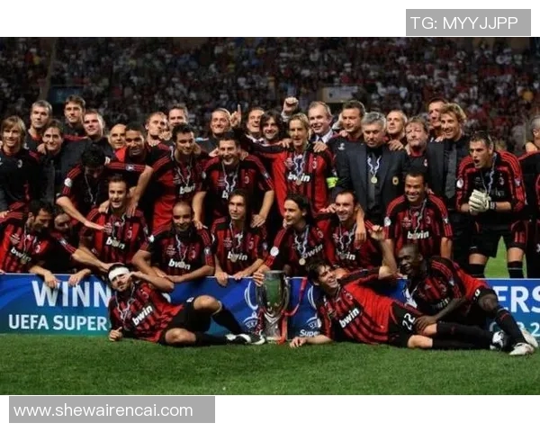 足球明星颁奖时刻精彩瞬间回顾视频合集让你重温荣耀时刻